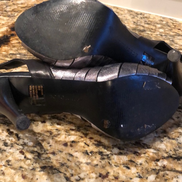 BCBG Women’s Heels❤️👠 - Picture 4 of 8